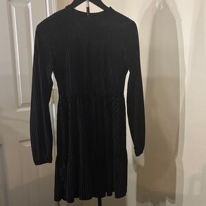 Elegant Black Pleated Dress